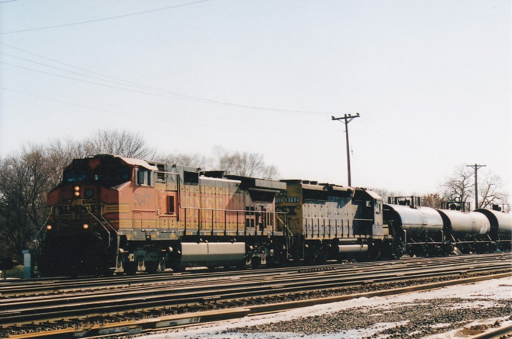 BNSF 5047 West